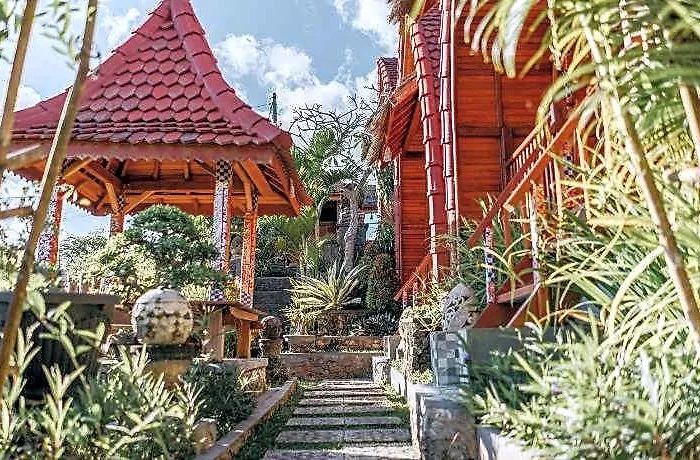 Sentulan Garden 2*